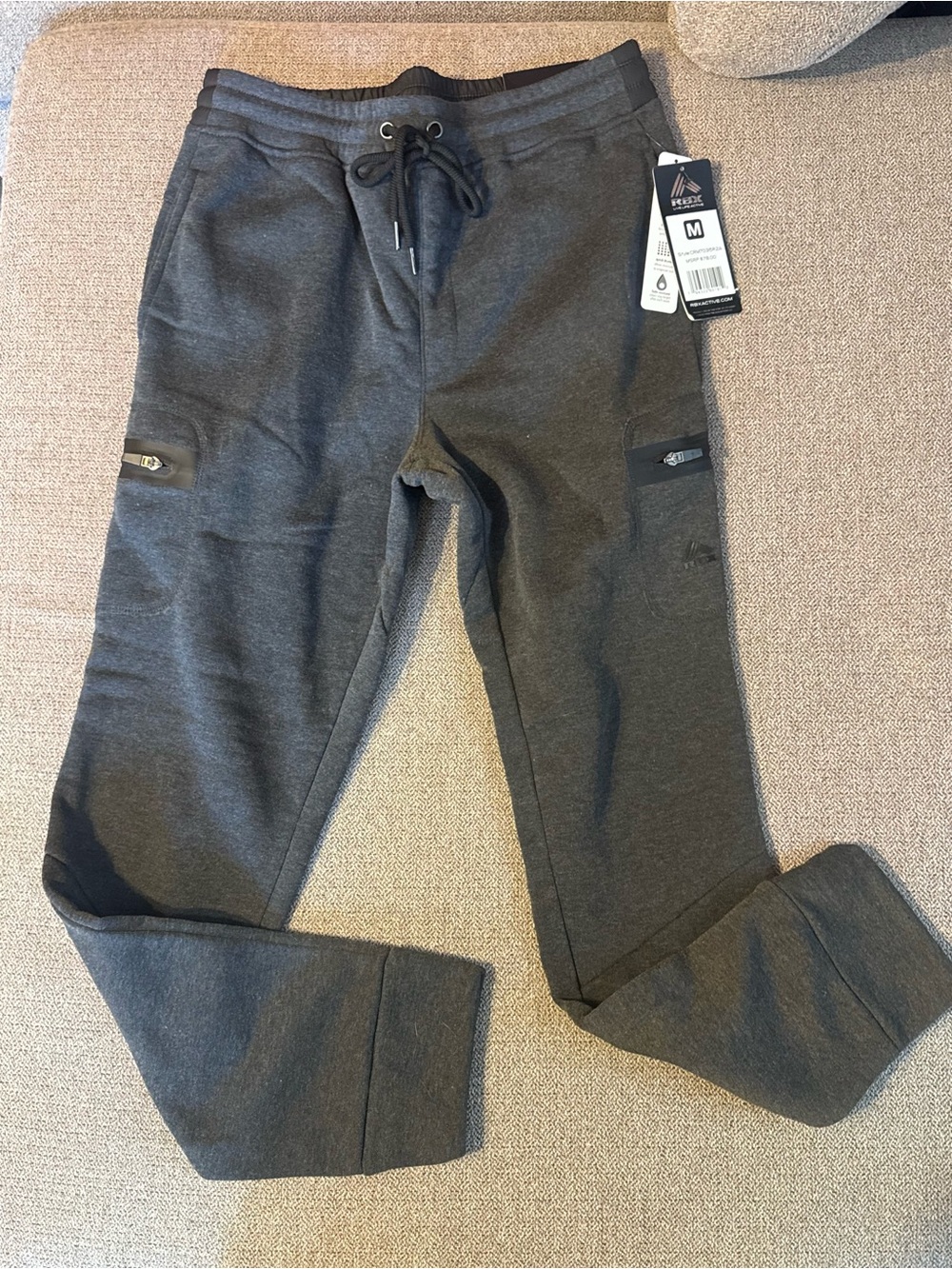Reebok Dark Gray Men’s Jogger Sweatpants with Zip Pockets - M